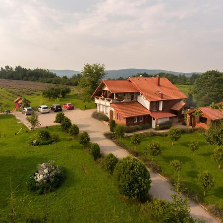 Lavanda Farm Apartmani Раковица Экстерьер фото